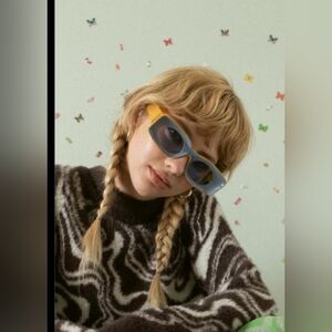 Retro-Style Inverted Frame Concave Sunglasses